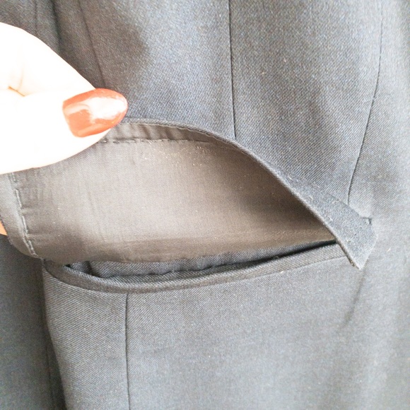 Calvin Klein Navy 3 Button Blazer Size 6 - Picture 9 of 12